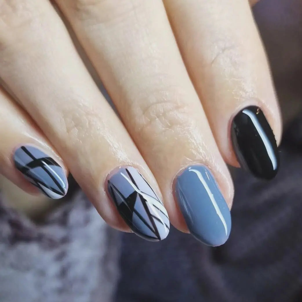 Concrete Kiss - UGGP-A0677 Urban Graffiti Gel Polish 15ml   Naio Nails